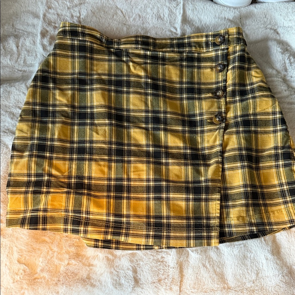 Hollister Yellow and Black Plaid Mini Skirt